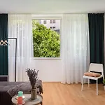 Garden * Split